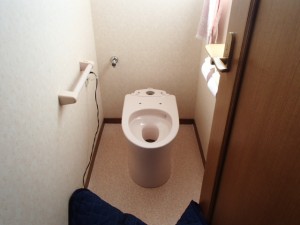 TOTOトイレ取替工事（名古屋市守山区）便器装着