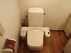 TOTOトイレ取替工事（名古屋市中村区）施工前