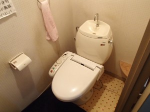TOTOトイレ取替工事（名古屋市西区上名古屋）施工前